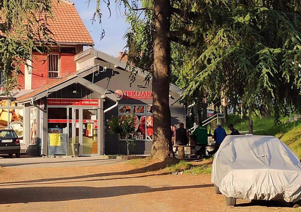 Smestaj Zeka Tekija Tekija  Exteriér fotografie